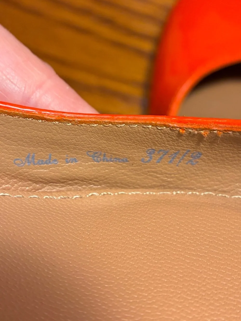ELIE TAHARI Orange Patent Leather Scalloped Collar Demi Wedge Heels EU 37.5 US 7